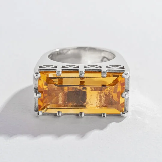 EAST WEST STATEMENT RING | CITRINE