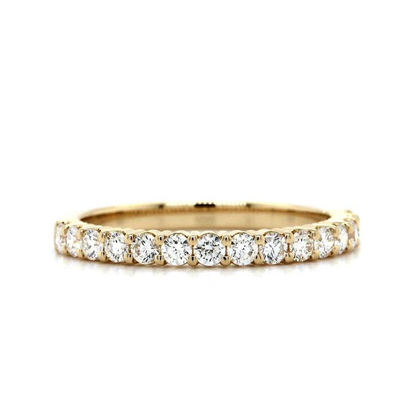 18K Yellow Gold 15 Stone Prong Set Diamond Wedding Ring