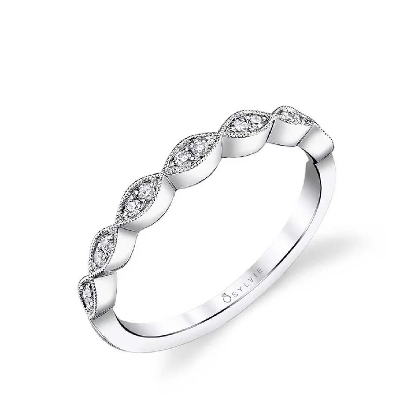 18K White Gold Round and Marquise Milgrain Wedding Band