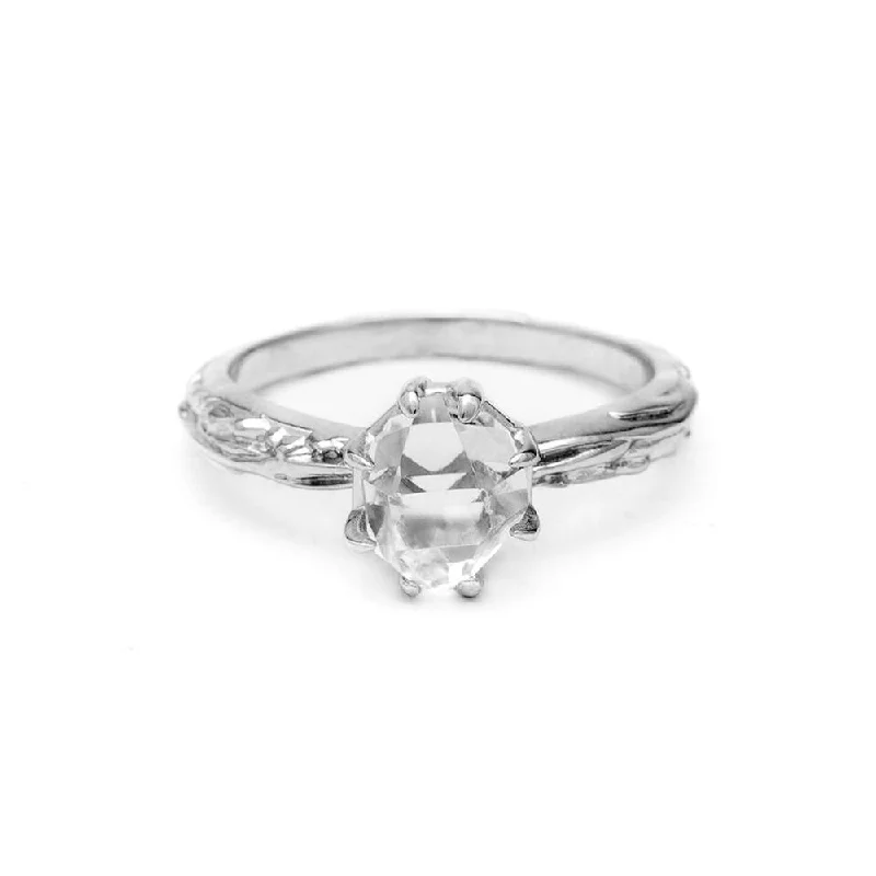 MATRIX SOLITAIRE RING | HERKIMER